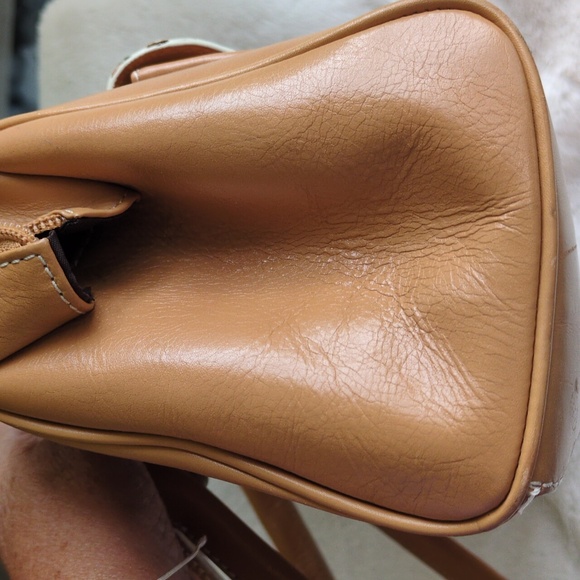 Kenneth Cole NY Tan Leather Satchel - Picture 6 of 12